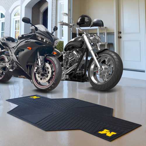 University of Michigan Wolverines Motorcycle Mat - Click Image to Close