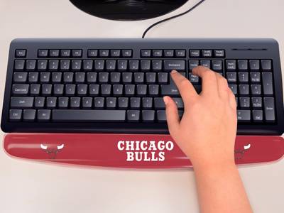 Chicago Bulls Keyboard Wrist Rest - Click Image to Close