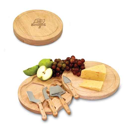 Tampa Bay Buccaneers Circo Cutting Board & Cheese Tools - Click Image to Close